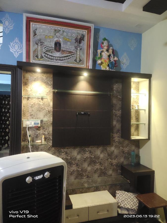 Yashu Guest House ウッジャイン エクステリア 写真